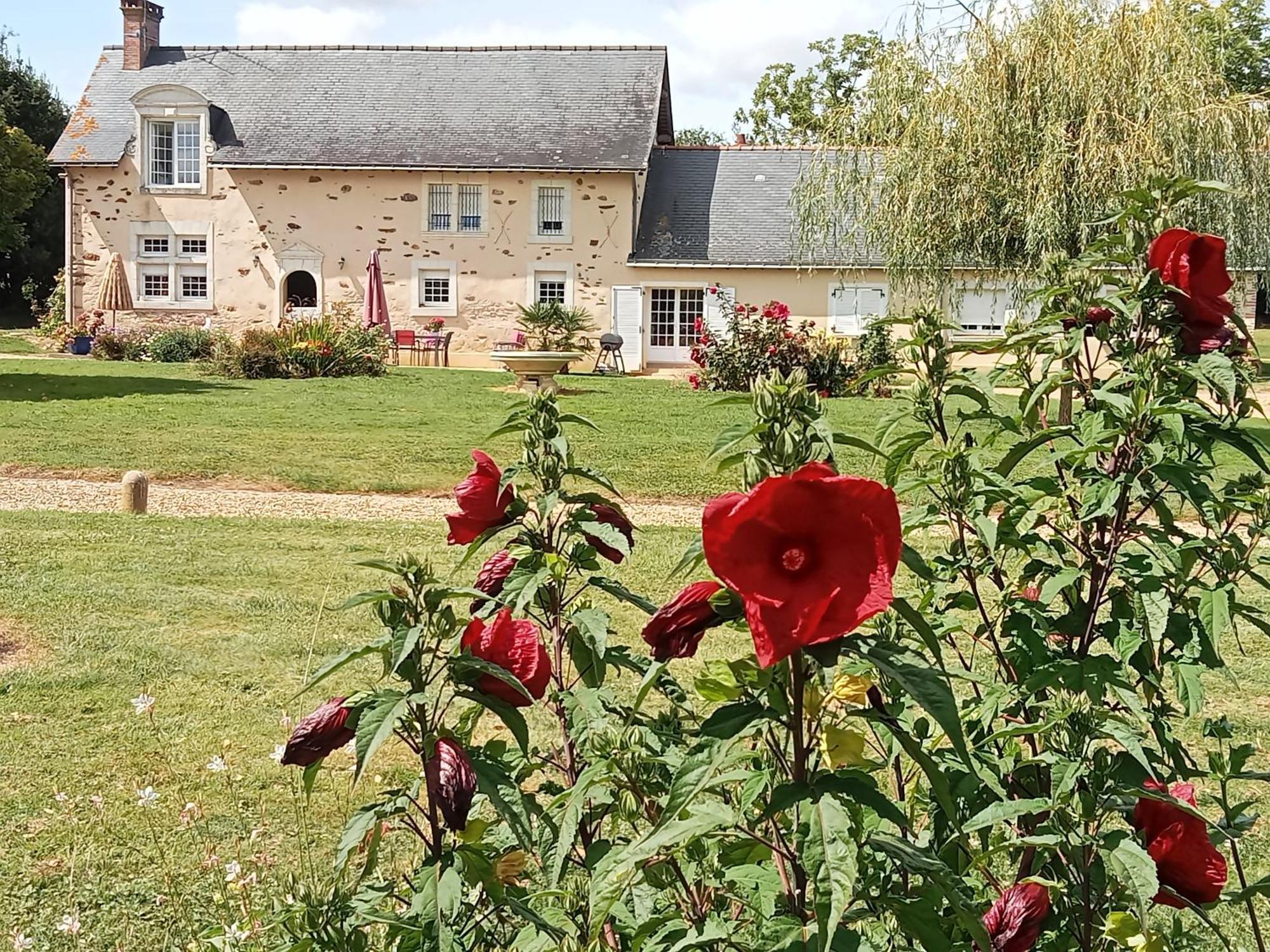 Bed and Breakfast La Haye Georget Feneu Экстерьер фото