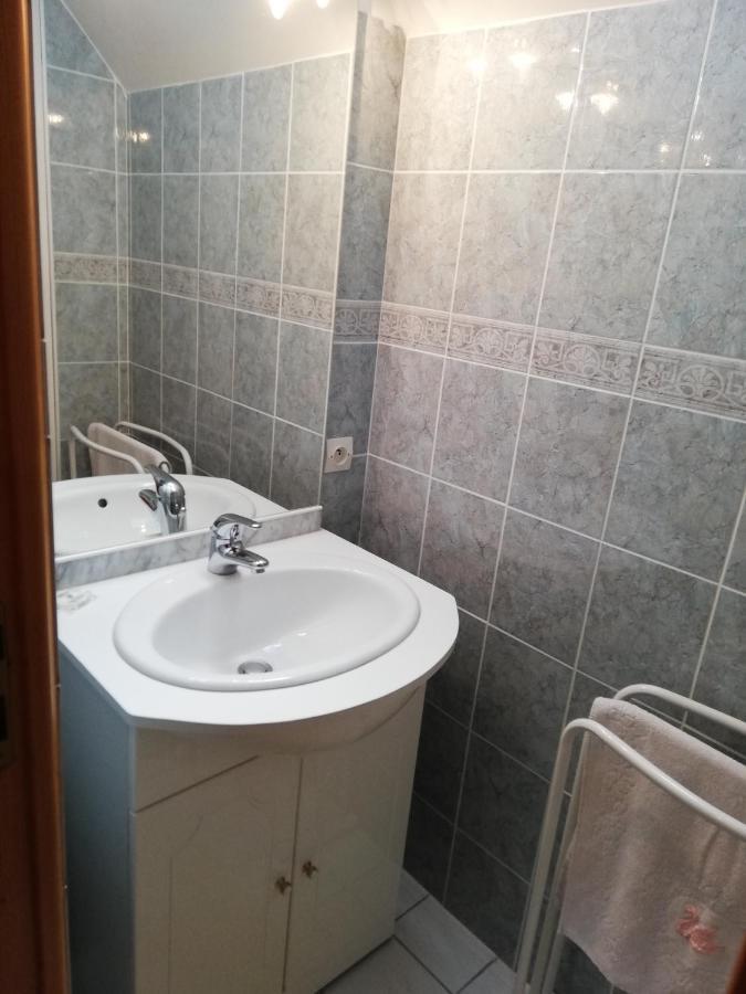 Bed and Breakfast La Haye Georget Feneu Экстерьер фото